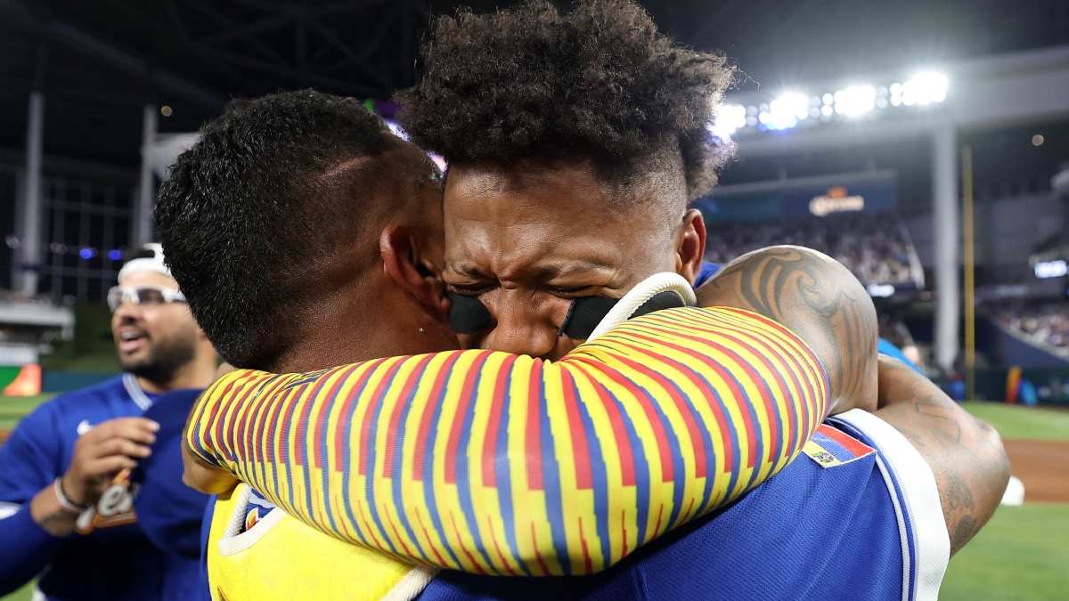 vENEZUELA CAM´PEON DLE CLASICO MUNDIAL DE BIEBOL RONALD ACUÑA