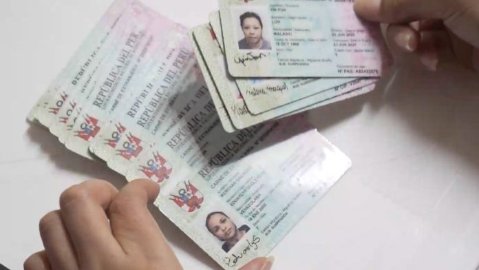 carnet de extranjería; migraciones regularización migratoria venezolanos en Perú en 2025